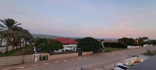 Sky וילת בוטיק במושב יבנאל לציבור דתי- מטבח כשר in Tiberias