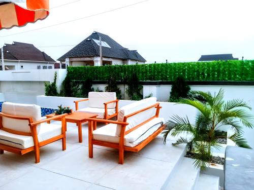 บริการและสิ่งอำนวยความสะดวก, IFEMIDE ESTATES - LUXURY HOMES in อะคูร์