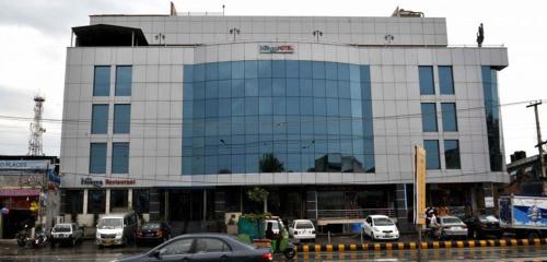 Heaven Hotel - Lahore