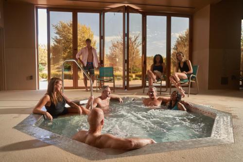 Karstais baseins, Downstream Casino Resort in Loma Linda (MO)