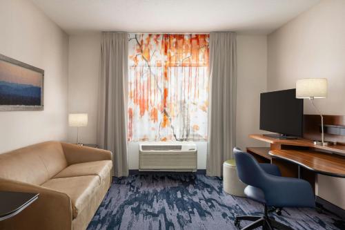 Fairfield Inn & Suites by Marriott St. Paul Northeast - image 6