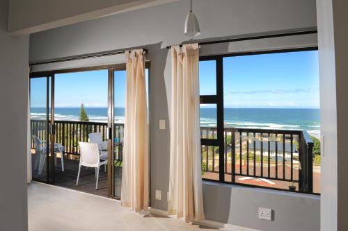 Beach, Sea La Vie Beach House in Wilderness