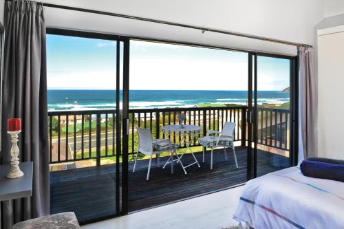View, Sea La Vie Beach House in Wilderness