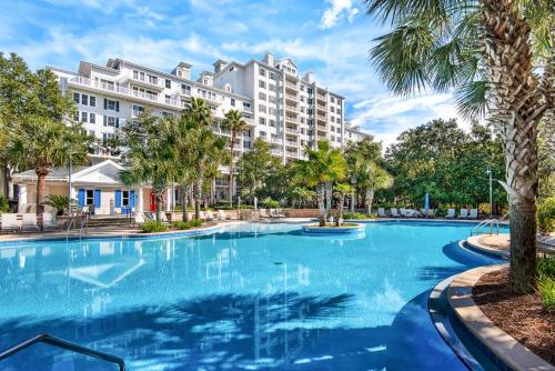 Lasata Grand Sandestin Resort at Baytowne Warf Pool Beach & Shuttle Access - image 2