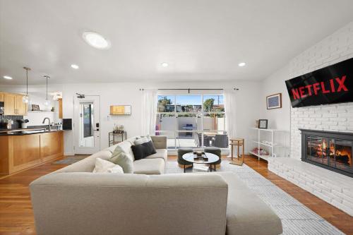 Stylish Retreat Near Mission Bay with Games & Firepit – khách sạn tại Bay Park