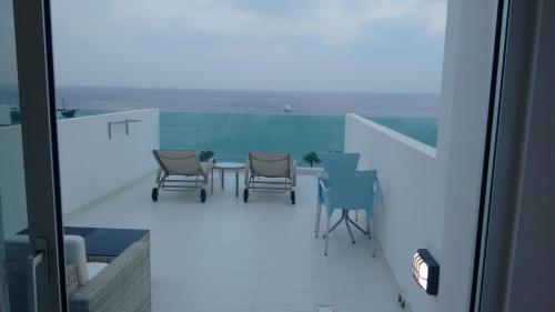 Vrissaki Beach Hotel