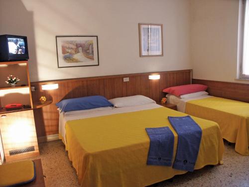 Hotel Bologna - image 2