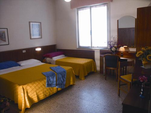 Hotel Bologna - image 11