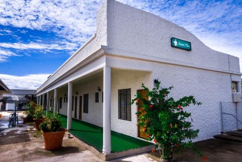Simon's Place in נוקו'אלופה