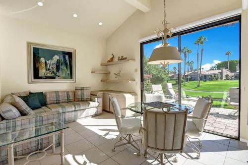 VZ541 - Willow Drive in Palm Desert, USA