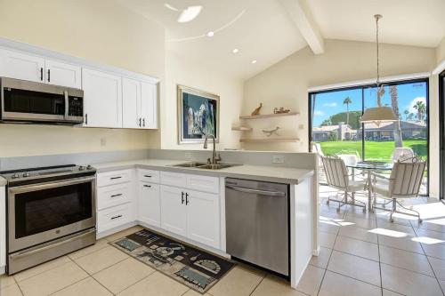 VZ541 - Willow Drive in Palm Desert, USA
