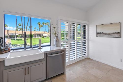 VB940 - Lobelia Luxe in Palm Desert, USA