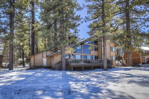052 - Condor Cove in Big Bear Lake, USA