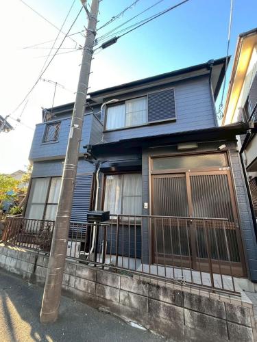 海まで徒歩1分 駅まで8分 畳でくつろぐフルリノベの静かなお家 in Oiso