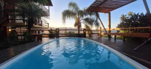 泳池, Hostel Vista da Barra in 巴拉達拉戈阿海灘