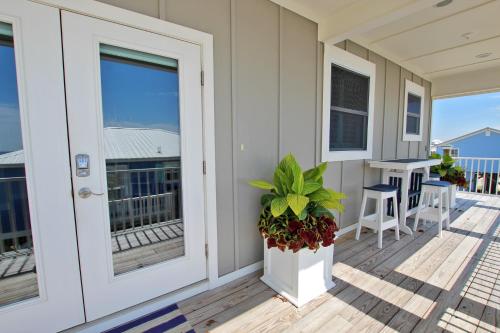 All Mohs Paradise by Youngs Suncoast in Fort Morgan