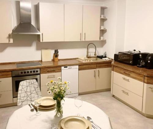 Kitchen, Schones Apartment mit Pool&Sauna in Bingen am Rhein