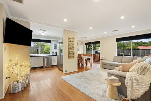 Exterior view of Belle in Bowral