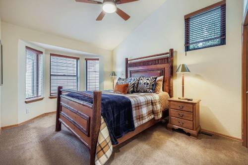 Village Point 120 townhouse in Warrior's Mark