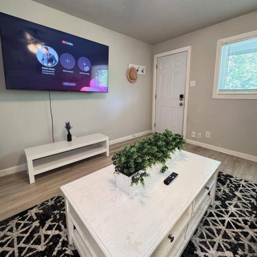 1 DT Dallas l FIFA WORLD CUP READY l 5 Min from Love Field in Ист-Даллас