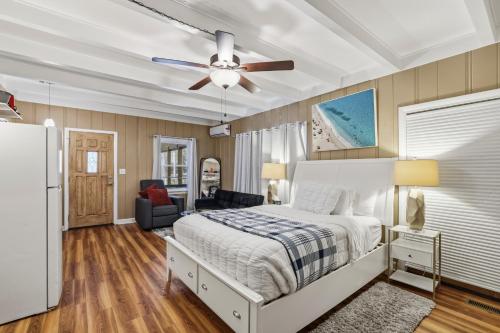 Spacious comfortable Studio Unit, Tallahassee