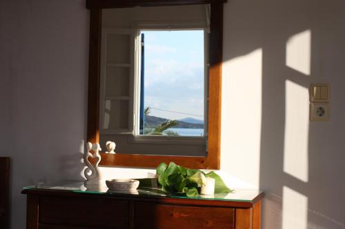 Mina's Studios in Naxos Island 3