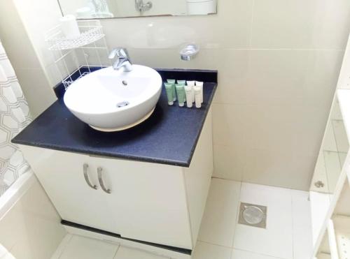 Chic Park Central 1Bedroom Perfect for Two in Madinat Zayid
