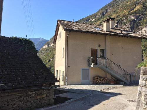 Viesnīcas āriene, Casa in Selva in Cavergno