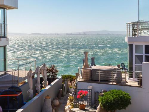 Calypso Sunset Guest House in Langebaan