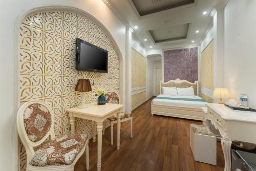 room detail thumbnail 0