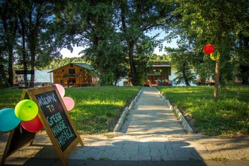 Green House Hostel - image 5