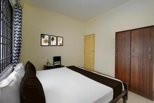 Aditya Residency SRI Ramachandra Medical College in Poonamallee