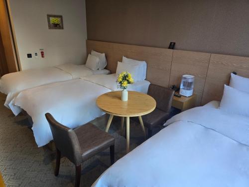 Lumia Tourist Hotel - image 3