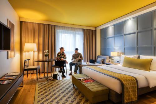 room detail thumbnail 0