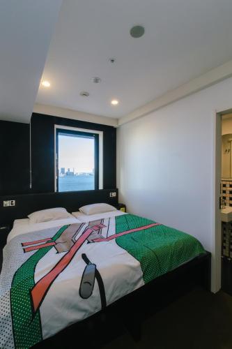 room detail thumbnail 0