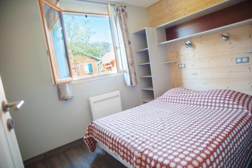 photo chambre Camping Base de Loisirs du Lac de la Moselotte