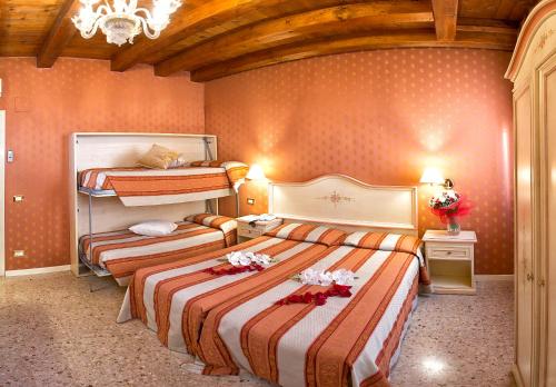 Hotel Conterie - image 2