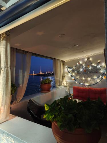 Varanda/terraço, Anatoli - Beachfront House - Magical Sunrise Views - Chios in Agia Ermioni