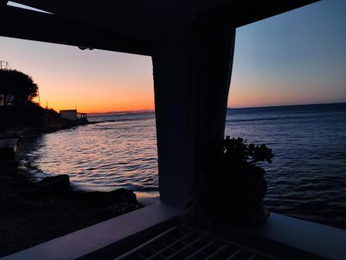 Varanda/terraço, Anatoli - Beachfront House - Magical Sunrise Views - Chios in Agia Ermioni