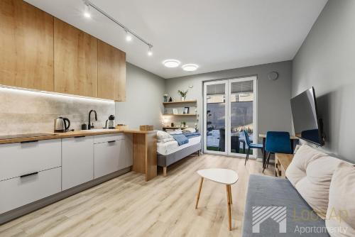 Slovianka Modern Studio by LookAp -jacuzzi, basen, sauna oraz darmowy parking w garażu !! – khách sạn tại Gorna