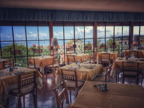 Hotel La Villarosa Terme - image 7