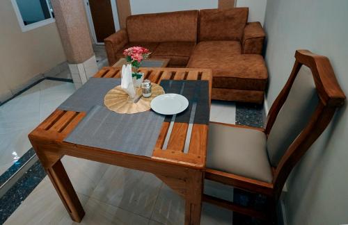 Cityscape And Retreat Hotel in มเบยา