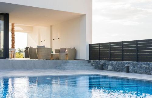 Palme Luxury Villa in Thrapsano