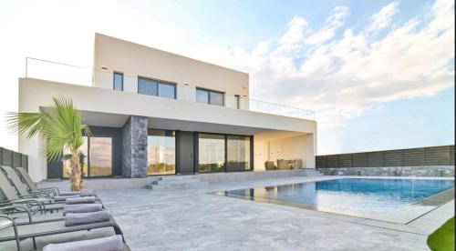 Palme Luxury Villa in Thrapsano