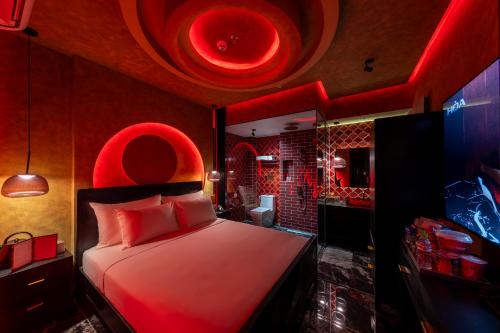 Shared lounge/TV area, Pynt Hotel 5 in Tan Phu