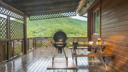 Exterior view, Yangpyeong Isobiyagi Spa Pension in Yangpyeong-gun
