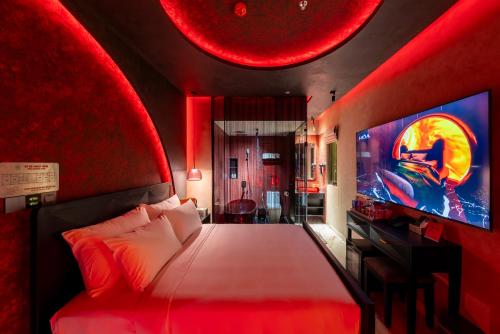 Shared lounge/TV area, Pynt Hotel 5 in Tan Phu
