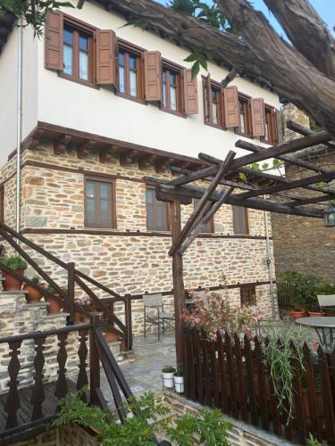 Αρχοντικό Μελλιώ Άγιος Λαυρέντιος chambre d'hôte Dhrákia