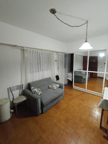 Monoambiente 3 personas La Perla a 150mts de la playa