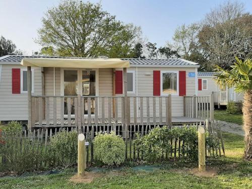 Mobil-home avec terrasse à La Bernerie-en-Retz - API-1-52-1421 - Camping - La Bernerie-en-Retz